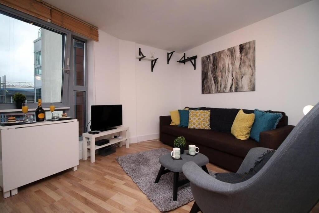 Westgate Heights By Mia Living 2 Bedroom Apartment In Cardiff Centre Luaran gambar