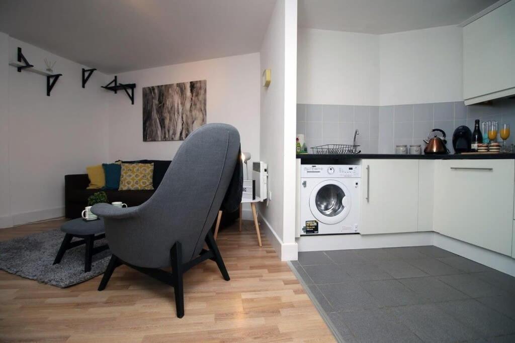 Westgate Heights By Mia Living 2 Bedroom Apartment In Cardiff Centre Luaran gambar