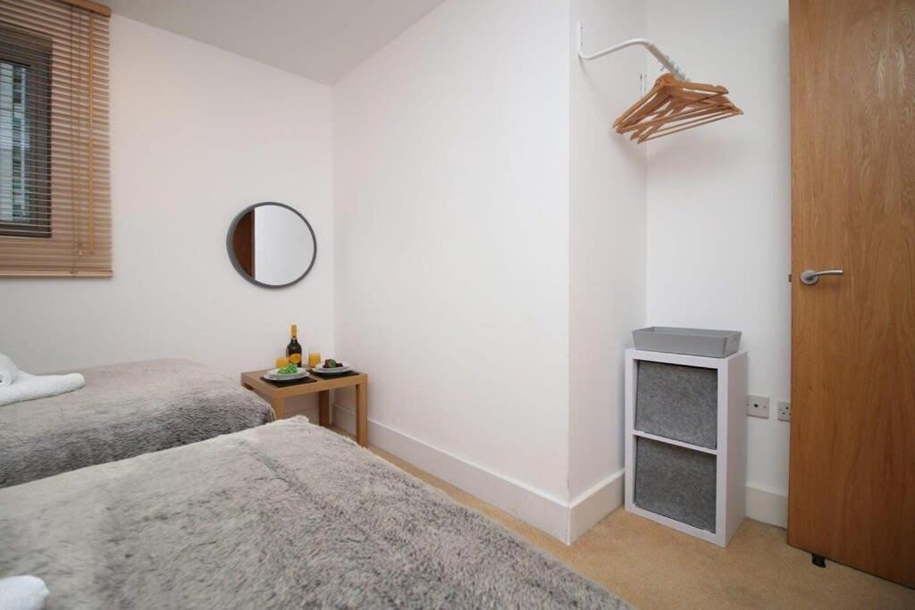 Westgate Heights By Mia Living 2 Bedroom Apartment In Cardiff Centre Luaran gambar